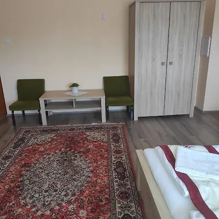 Maros Vendeghaz Πανσιόν